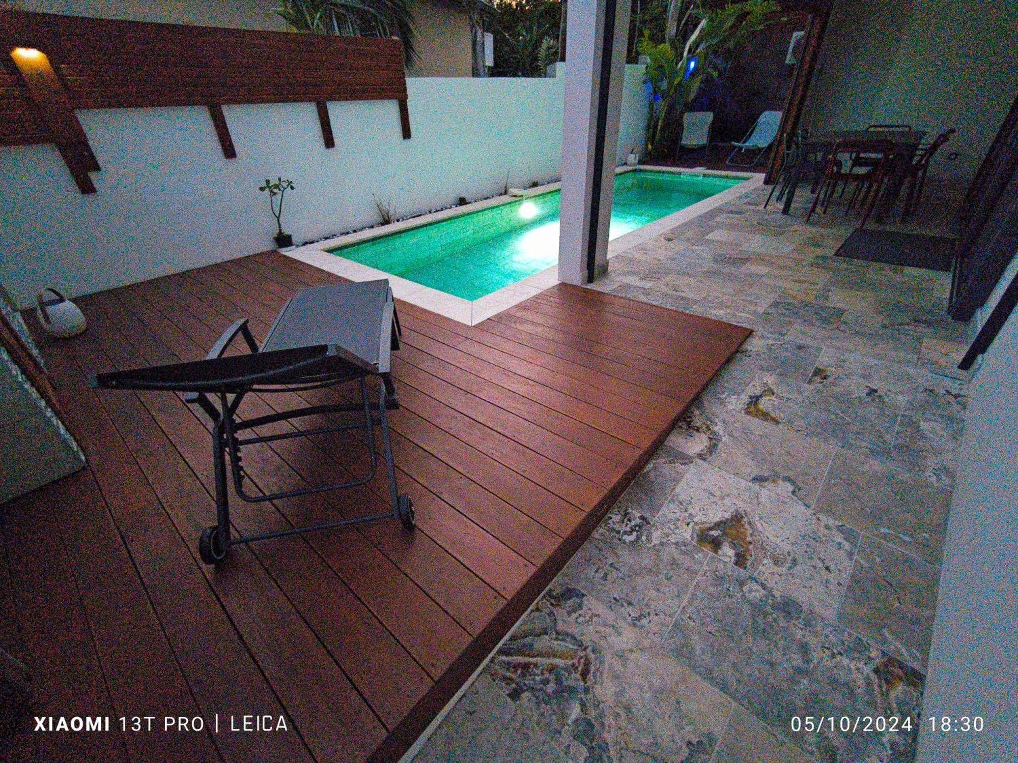 Villa O'Lhaya Piscine Pivee Сен-Жозеф Екстер'єр фото