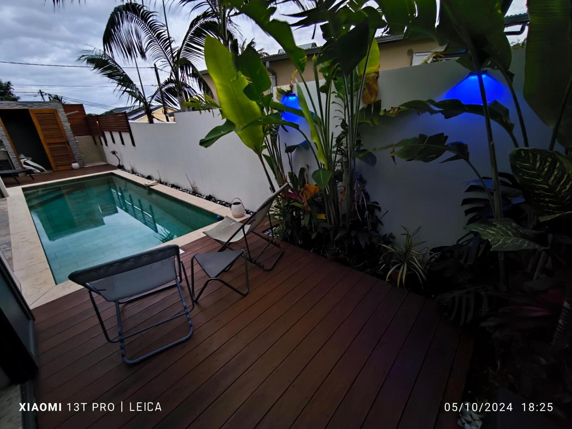 Villa O'Lhaya Piscine Pivee Сен-Жозеф Екстер'єр фото